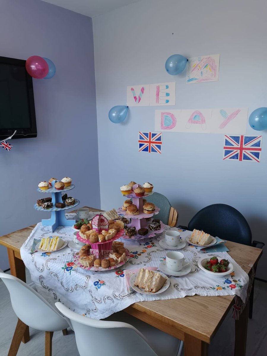 Jenni Lee tweet media