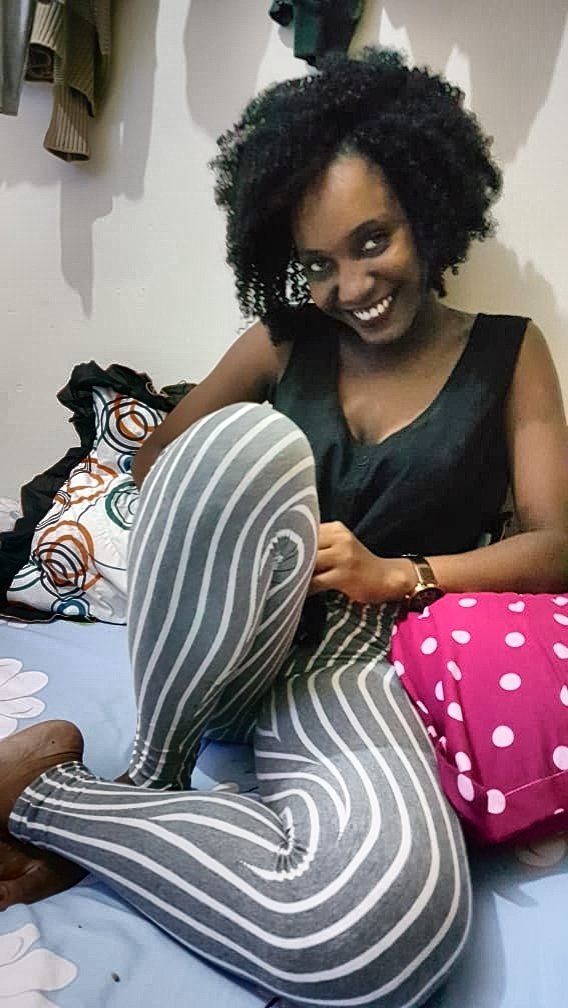 Ladies please you can still get likes and retweets even if you wear clothes😊. Let me prove it to you small small🤗. Okay let's like and retweet my fully clothed body😁, i have a point to prove here.