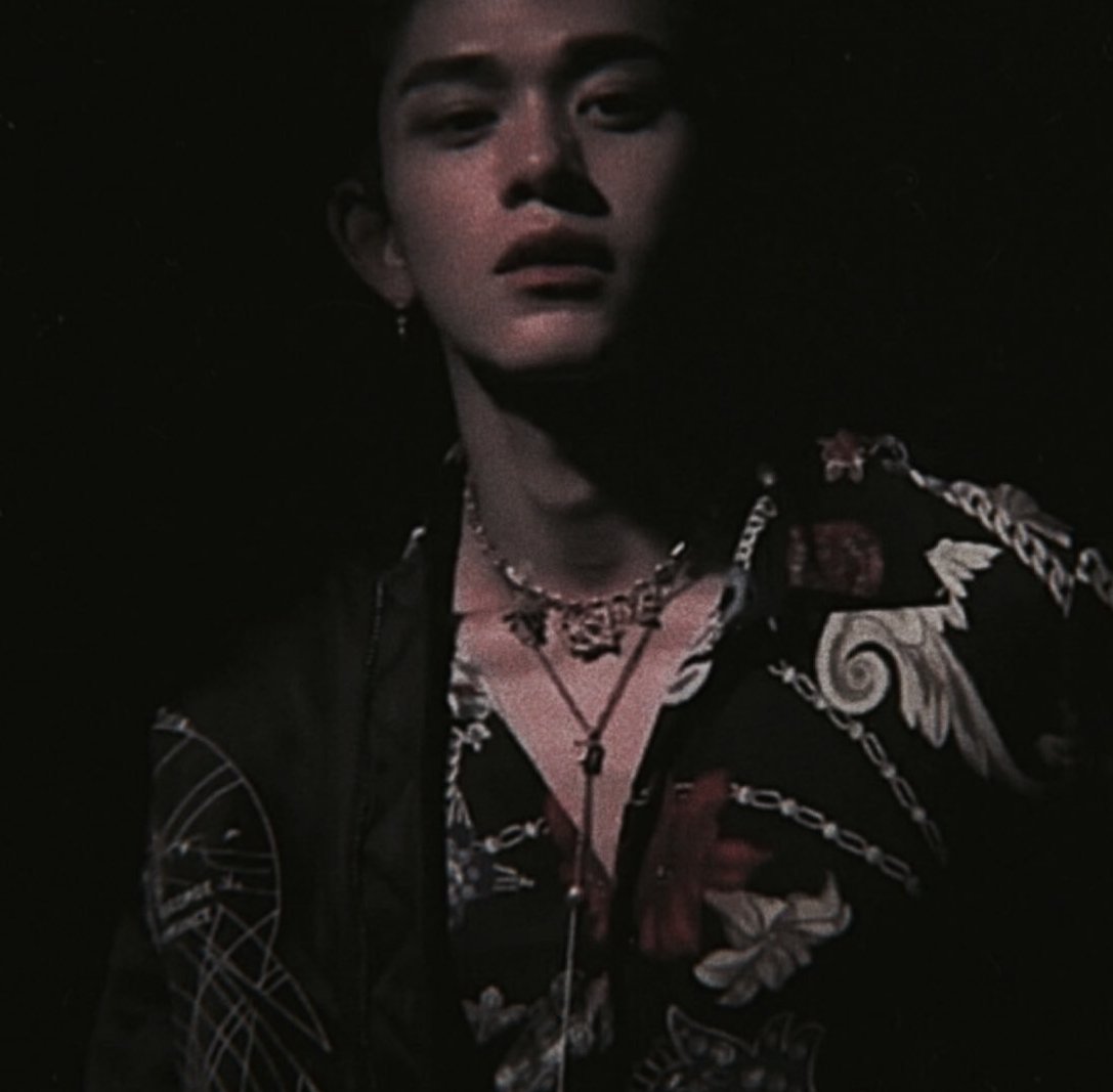 (🍷.*)
     
      𝕻otter ( พอตเตอร์ )  𝕷ucas 99’s
                 ˓ แลกฟอล 𝖓 ตามทัก ˒

ยพท​ ลฟตท .❦