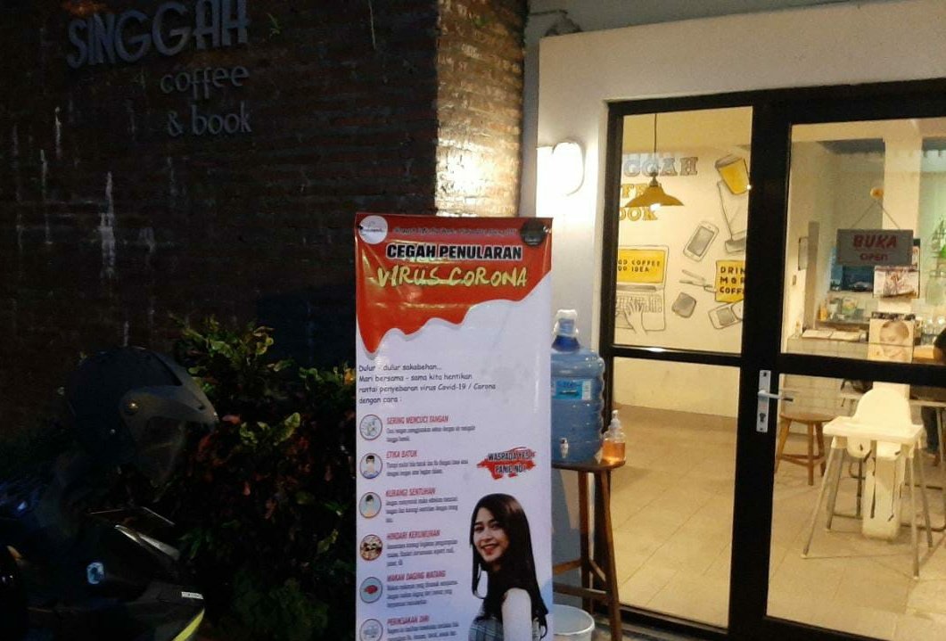 ~A Thread~

Selamat malam,
Kita dari Riskaddict Jateng DIY (Fansbase <a href="/R_AmelJKT48/">⋆｡ﾟ☁︎｡⋆｡ ﾟ☾ ﾟ｡⋆</a> cabang Jateng DIY) mengadakan project "Peduli Covid-19" nih.

(Penjelasan project ditweet selanjutnya ya)