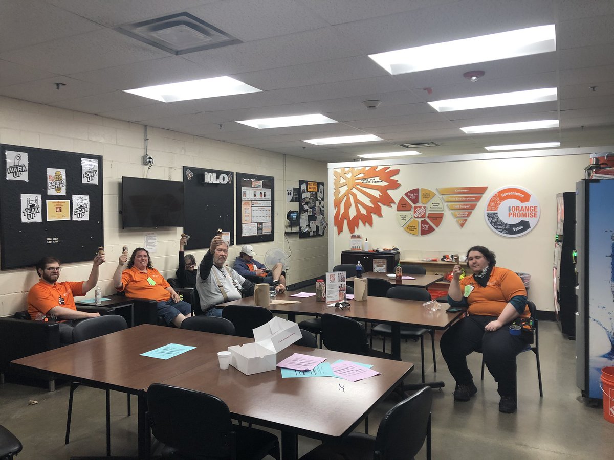 AmlinLennie's tweet photo. Ice Screaming for 90 days say!!! #choosesafety @TroyD175 @mlp814 @kear_tiffany @HinckJ https://t.co/G0fEv3rWwb