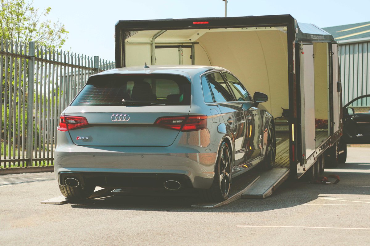 Alexanders_cars's tweet photo. Our Nardo Grey Audi RS3 Sportback sold via our online showroom and on its way to its new owner.
Another contactless delivery by our logistics team.
View our online showroom for our Free Home Delivery or Click & Collect services:
https://t.co/r6ma4nQgEb
#TheAlexandersWay https://t.co/0gd9bgP8Y9