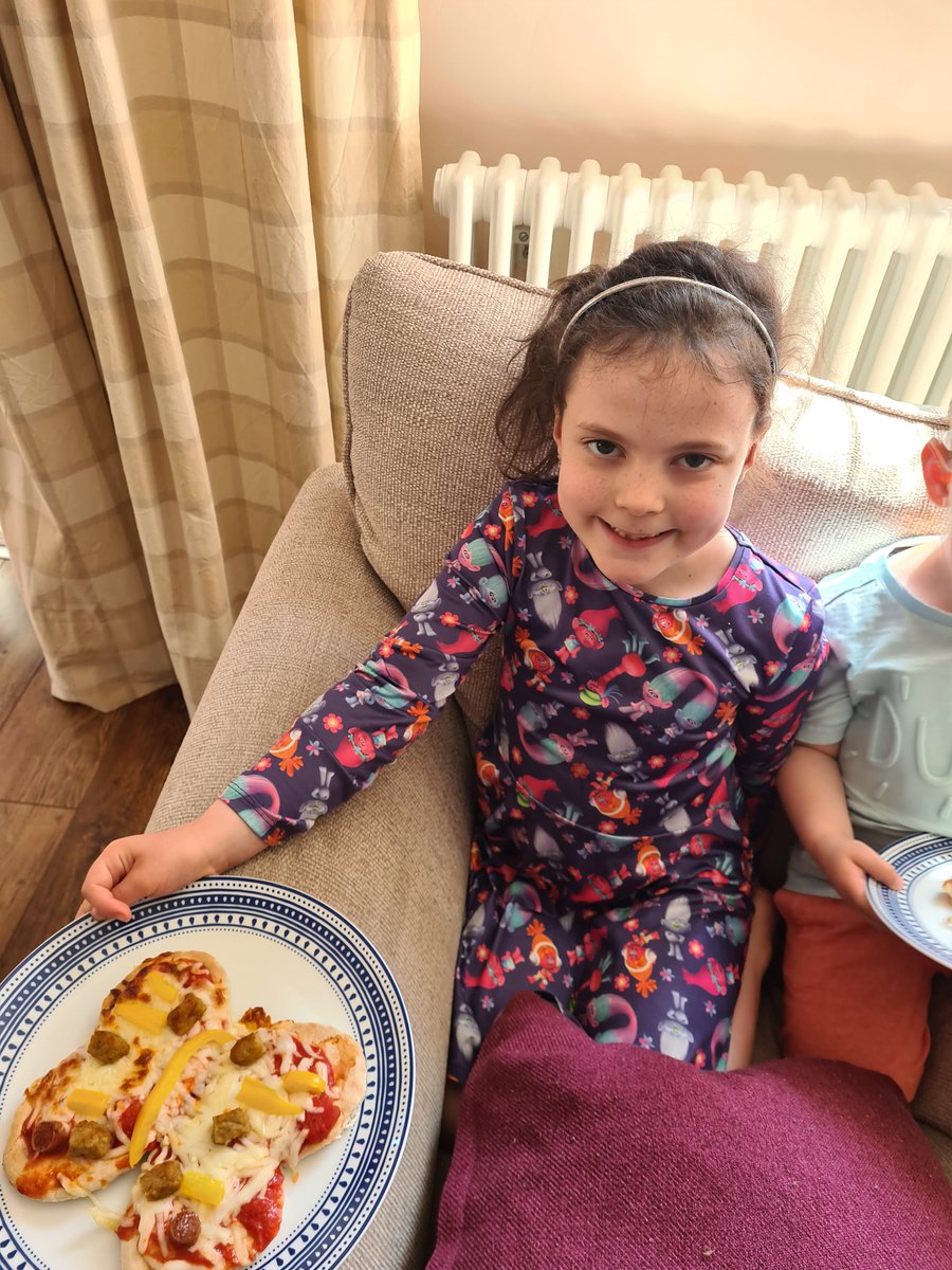 joanne_petch's tweet photo. #WRMChallenge #GetCooking #MathsEveryoneCanAtHome https://t.co/ZK1efiiAFs