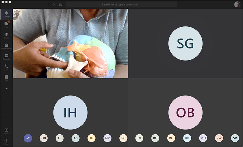 Top-docente Annemarie bezig tijdens online responsie van de Mond-Kaak-Hals module. Kennis, kunde en vaardigheden komen online samen. Interesse? Check onze open avond, inschrijvingen nu geopend!
- 20 mei: lnkd.in/gRzRcp8
- 2 juni: lnkd.in/gvBdukQ