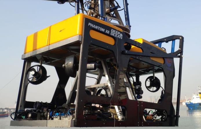 deep_ocean_inc's tweet photo. With 1300 lbs forward thrust and 400 lbs payload, the Phantom X8 is efficient with electric or hydraulic tool packages &amp; nearly unlimited sensors. What do you need to do? Check for more details: https://t.co/vGcfzrcGd0

#ROV #UnderwaterDrone #DOE #DeepOceanEngineering #PhantomX8 https://t.co/kGqRfcUuS0