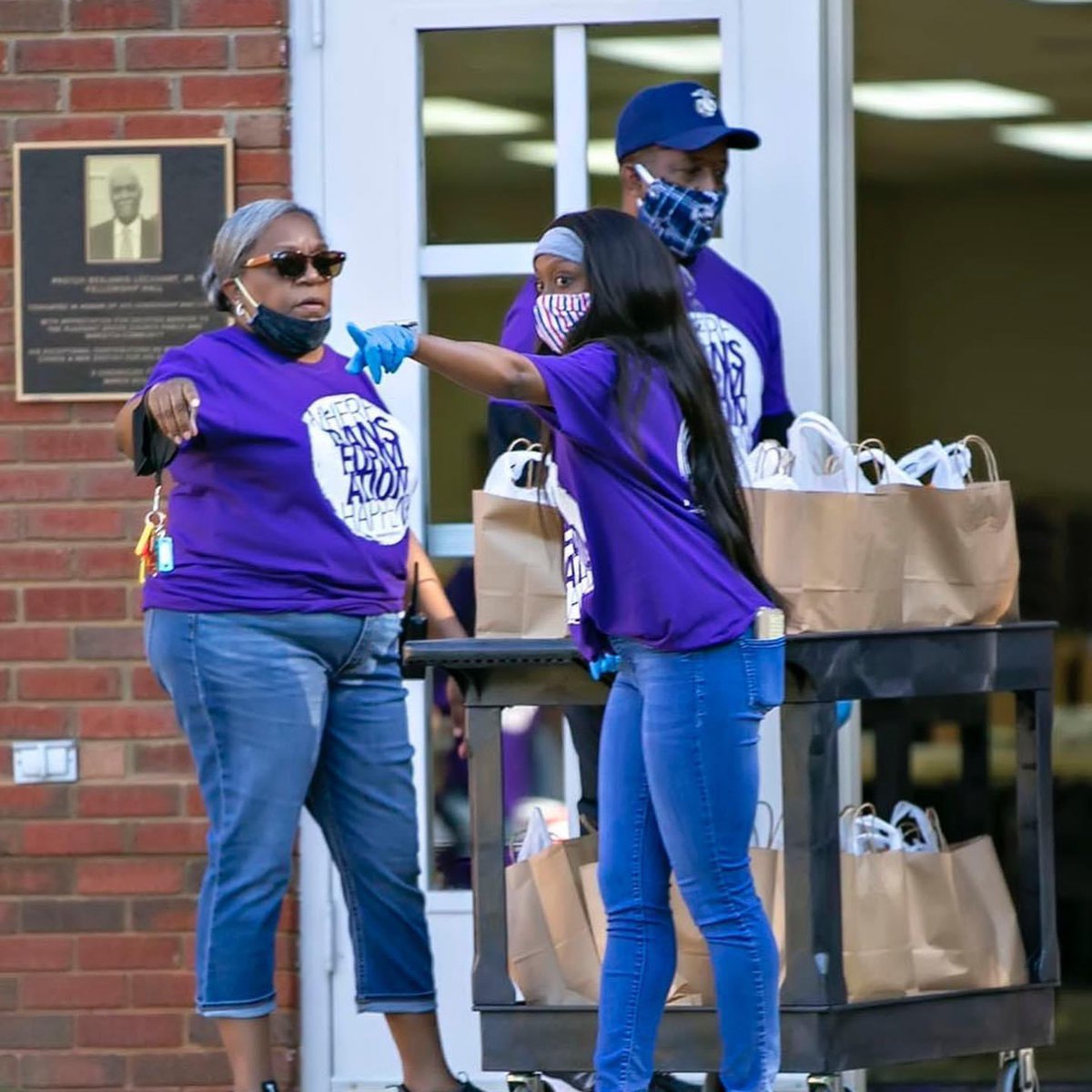 WeakleyKevin's tweet image. @kweak4141 The #4TheGood Food Give away at Pleasantgrove Baptist Church in Marietta Georgia