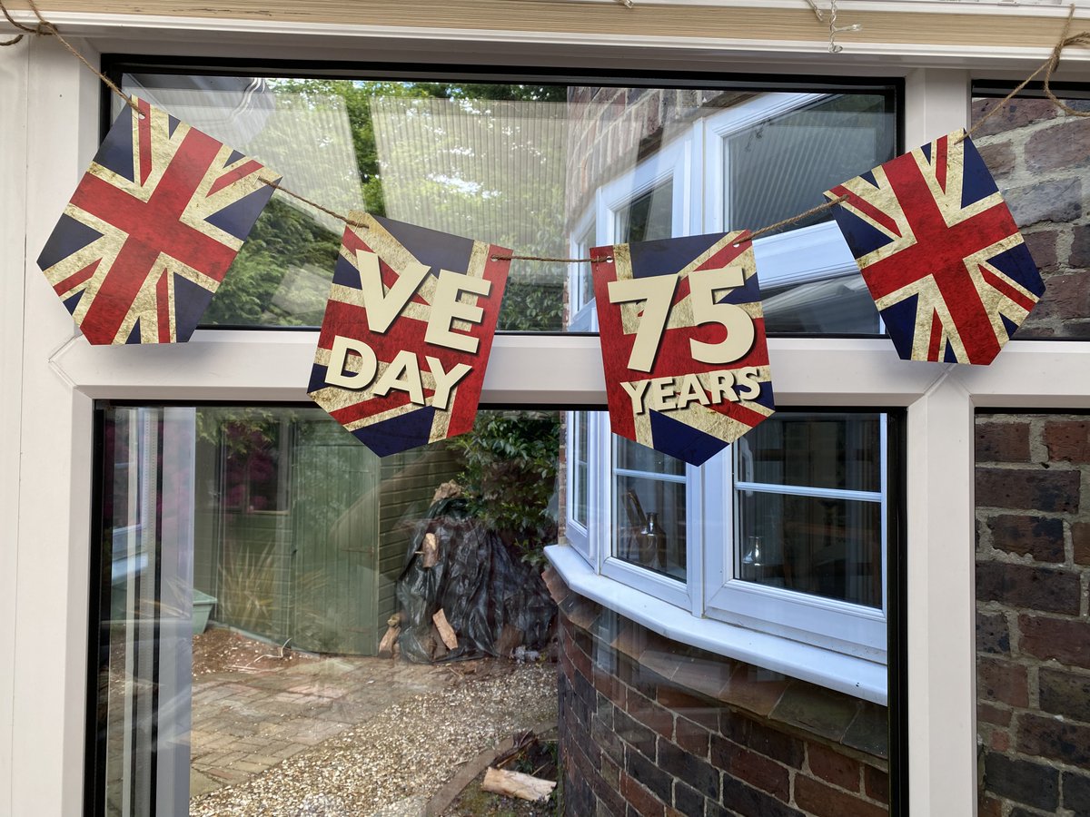 Yeomans in East Peckham have been selling VE Day bunting and donating the money raised to Hospice in the Weald. What a great way to celebrate such an important day and to help support patients and those important to them during these difficult times. Thank you #VEDay