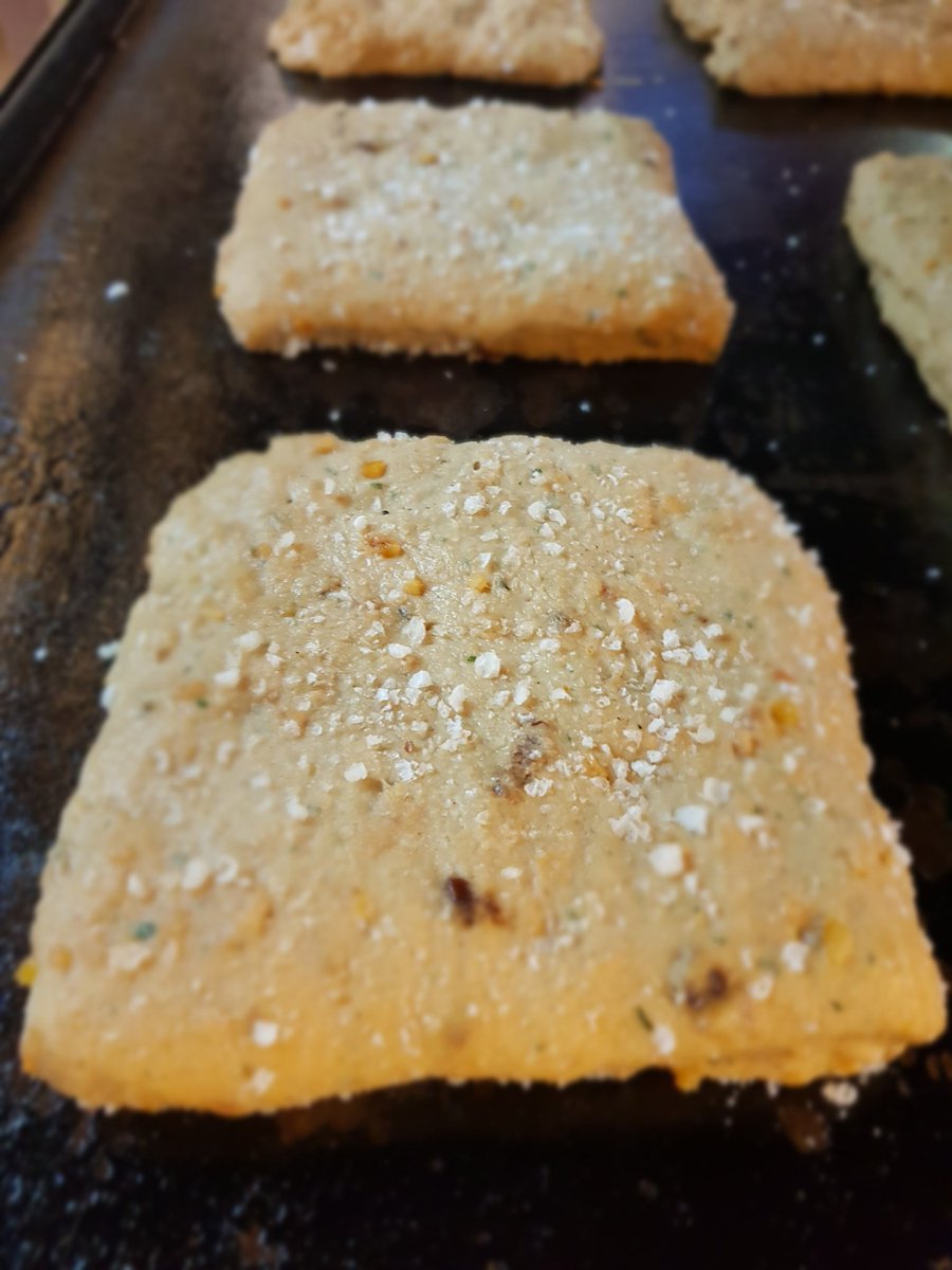 maesstede's tweet photo. Straks klaar voor #herstart met heerlijk #duurzame belegde broodjes uit eigen bakkerij. Nu tijd voor. #spinazie #tomaat #bieten #groente #lunch #broodjes #belegd #coronavirus #contactloos #bezorgen https://t.co/2wbOA1neCD