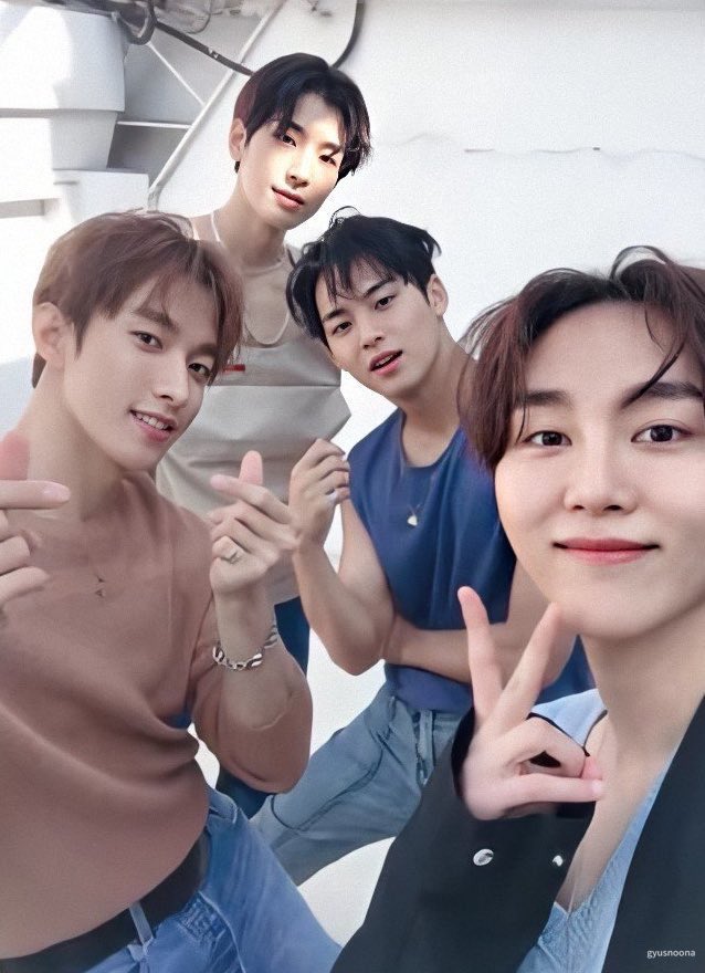 밍구좋아 ♡𖧷 tweet media