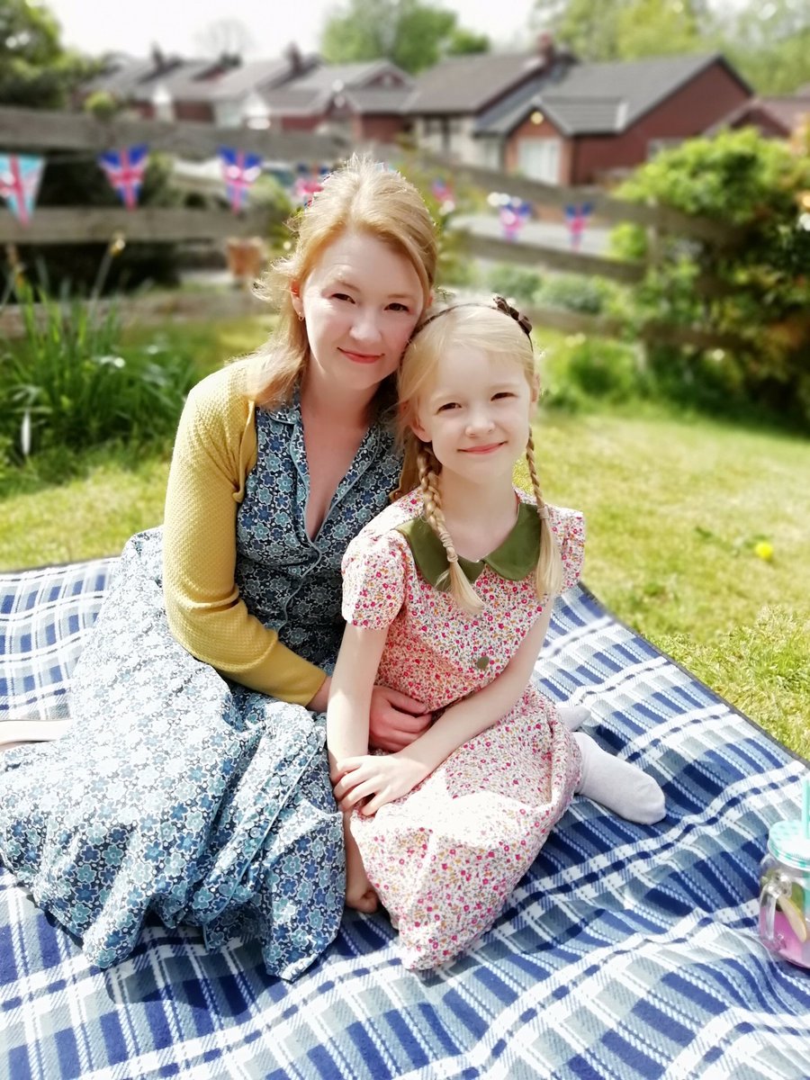 Emma Louise Scott tweet media