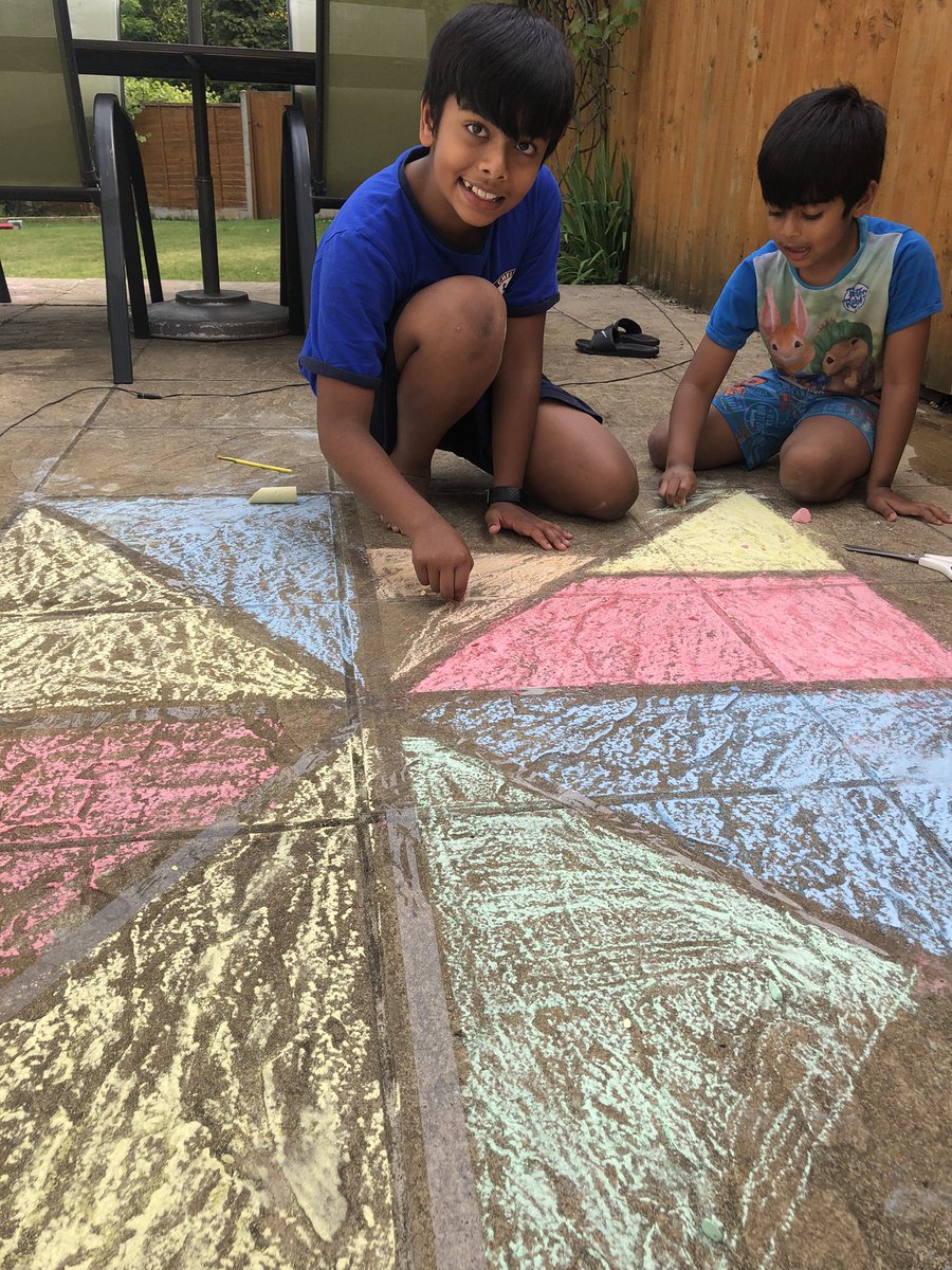 bfdcruz's tweet photo. @PPEdgeGrove @BenEvan87408903 Celebrating VE Day in the Dcruz household ..Nathan and Noah baked and decorated #VEDay75 https://t.co/rABupWeb1T