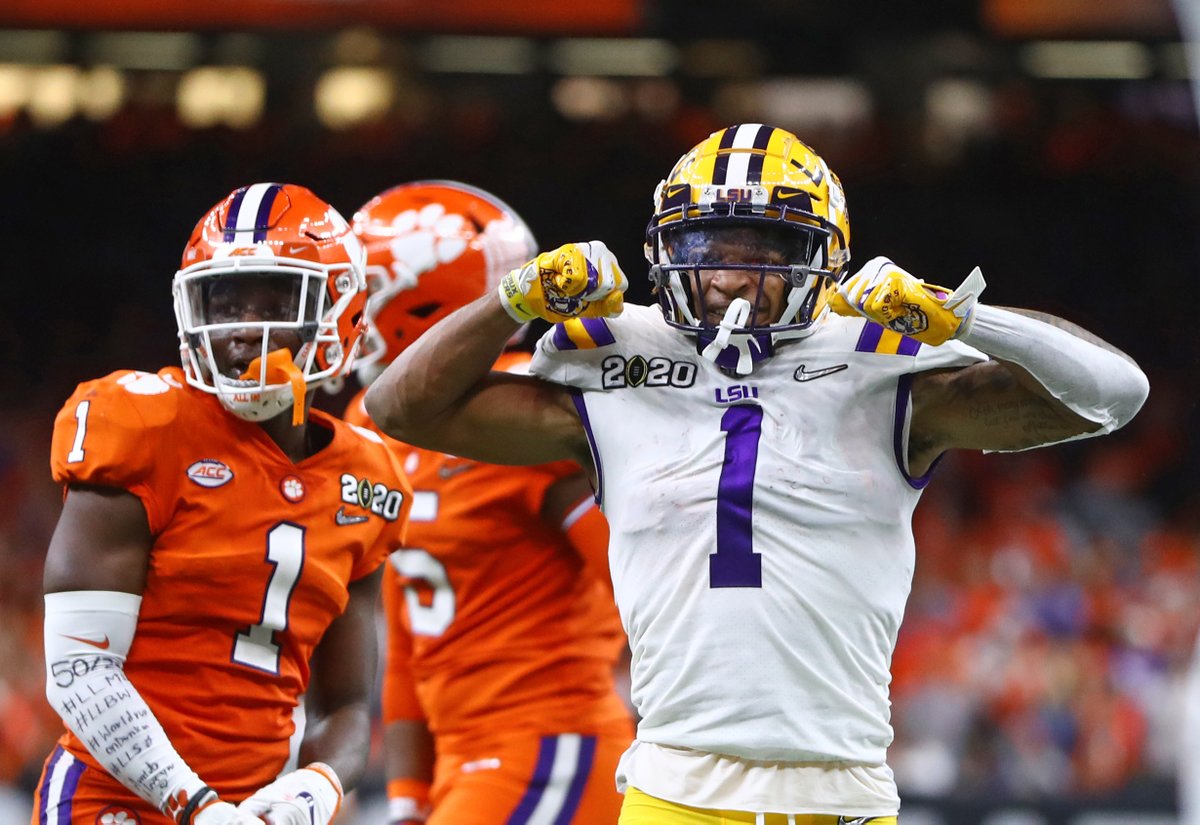 PFF_College's tweet photo. Only one player in college football earned a 95.0+ grade vs single coverage in 2019.

LSU's Ja'Marr Chase https://t.co/TDtUKzOamG