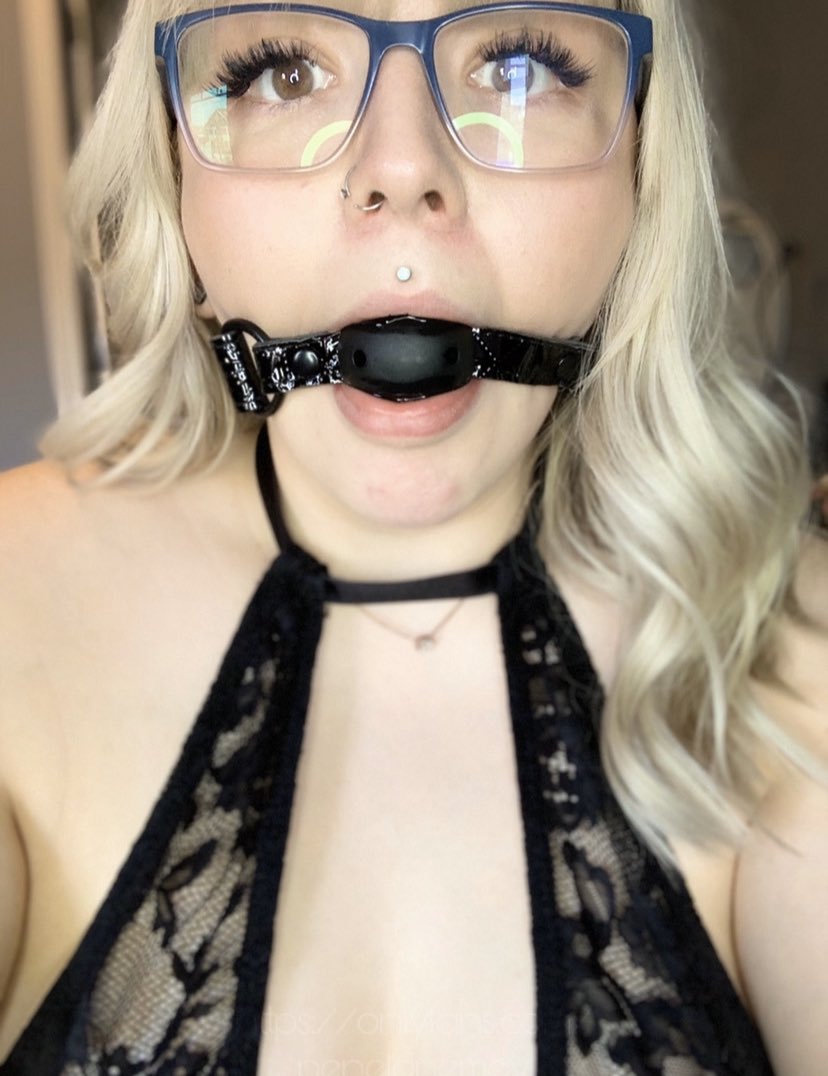 PenelopeMayxx's tweet photo. @angel_lola_ 🖤$6.99
🖤Big booty Canadian cutie 
🖤Dick Ratings 
🖤Custom videos/pictures 
🖤Kink / fetish friendly 
🖤1:1 free messaging 
🖤B/G content 

https://t.co/jKf16gyTgy https://t.co/1HAEQsbWvX