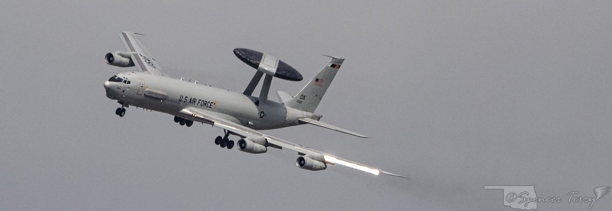 StormySkiesPhot's tweet photo. AWACS plane from the 552nd Air Control Wing from Tinker Air Force Base in Oklahoma. During the First Responders fly over. #USAF #E3AWACS #oklahoma #airplane #airforce #photography #Coronavirus #supportfirstresponders https://t.co/rwmO6Jl3XK