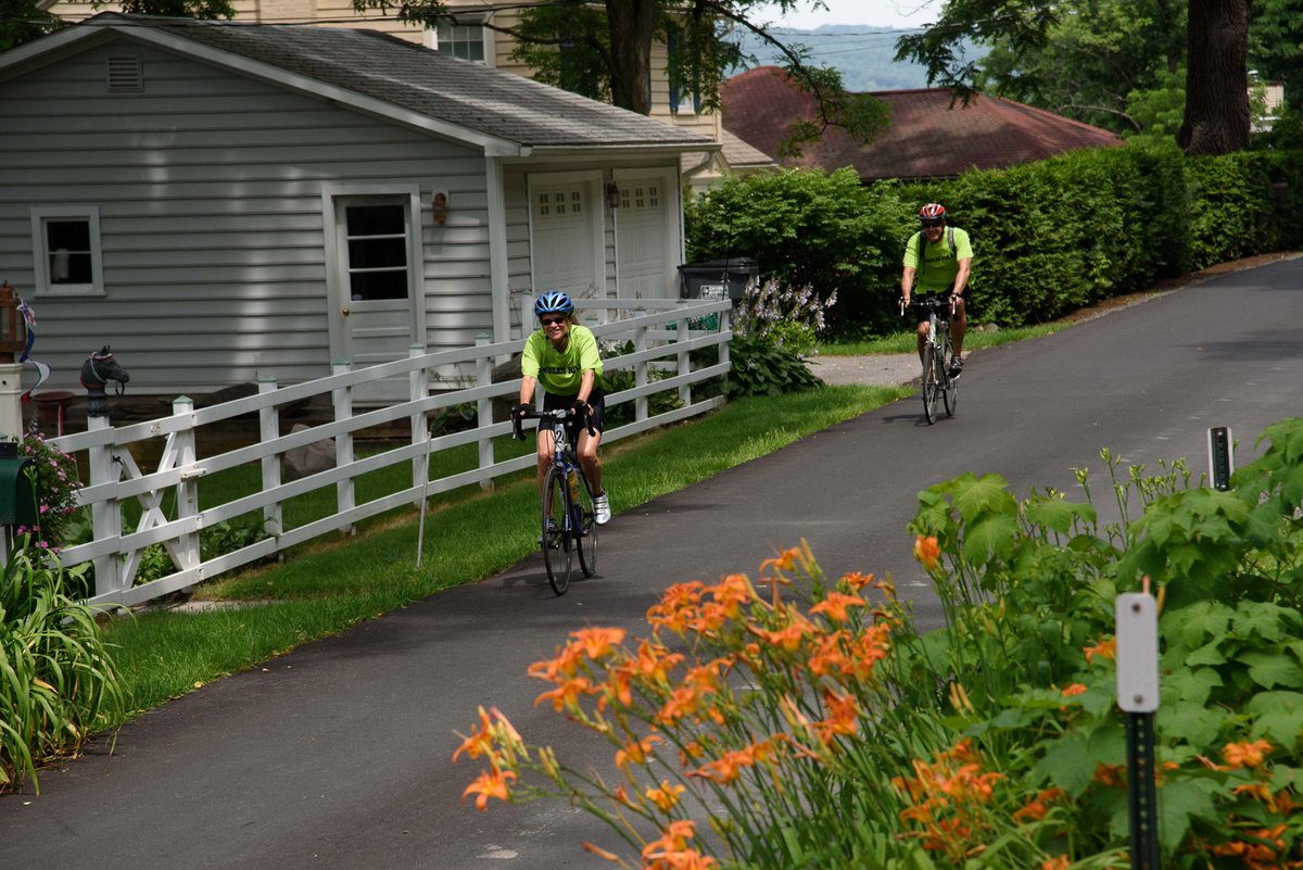 TourdeKeuka's tweet photo. Head over to the Tour de Keuka Facebook page for an awesome granola bar recipe to power your Tour de Keuka training! #TDK2020 #HungerHeroes https://t.co/fKDl43lyu2