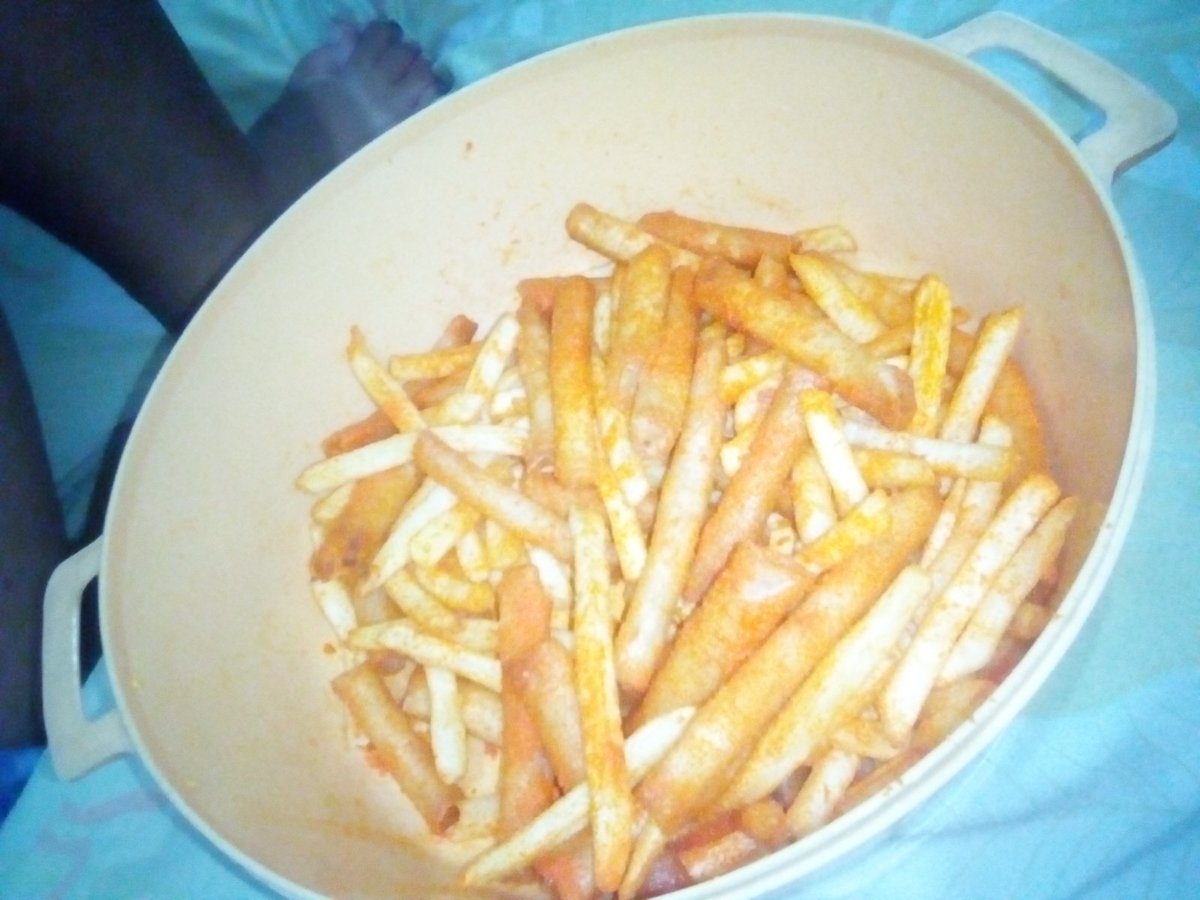 jecaqq's tweet image. CheeseStick and Fries

#2AMSnack