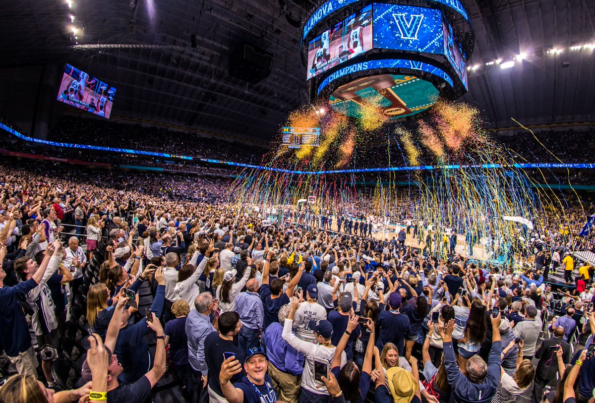 onlocationexp's tweet photo. Flashing back to this epic scene at the conclusion of the 2018 @NCAA @FinalFour. Raise your hand if this is on your sports bucket list. πββοΈ
#psLEVELUP #FinalFour https://t.co/TPErmCp0RX