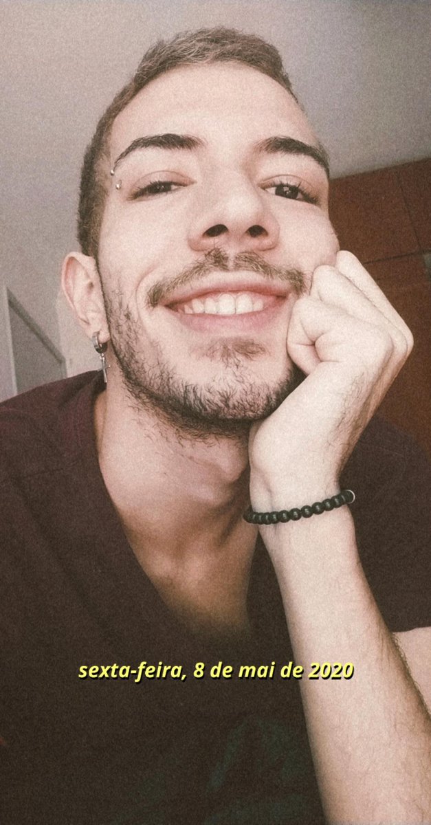 DilmaXiv's tweet photo. The person // The personality https://t.co/HppnfbZYXy