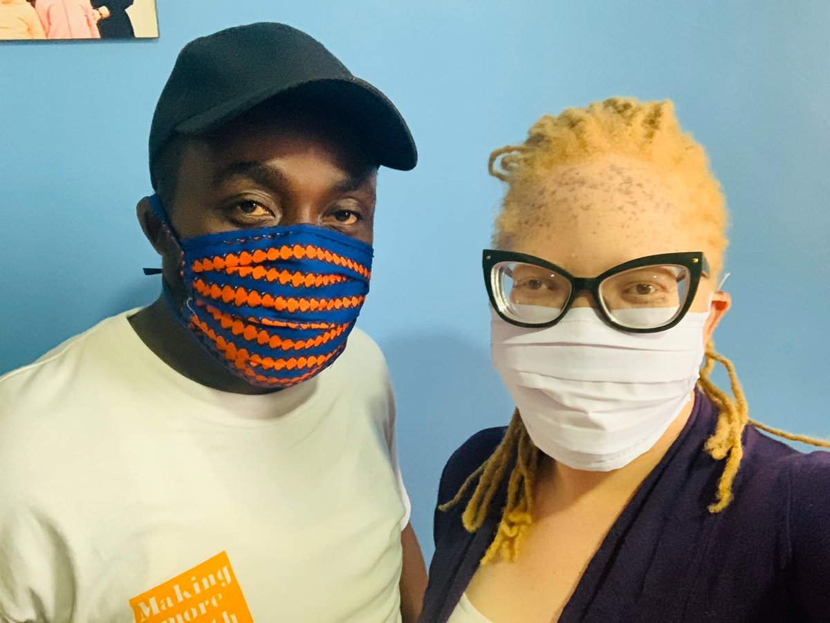 MukuruAngaza's tweet photo. Mukuru Angaza Director this afternoon received masks donation from the founder of Positive Exposure-Kenya The Masks shall boost on ensuring that the team and volunteers are well protected during #Covid19 awareness and sensitization in Mukuru Slum.#ChangeIsCaring #MadeToShine https://t.co/8oISTUfnvz