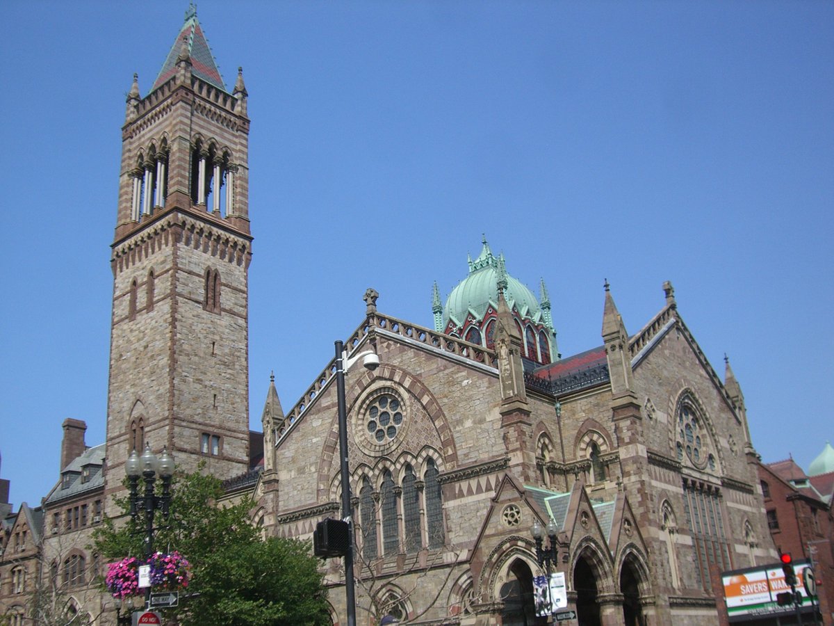 and lastly the 1873 Old South Church by Charles Amos Cummings and Willard T. Sears (not to be confused with Boston's *other* famous Old South Church): this is right over the road from Trinity and less famous but maybe even more fun. i love the weird square lantern