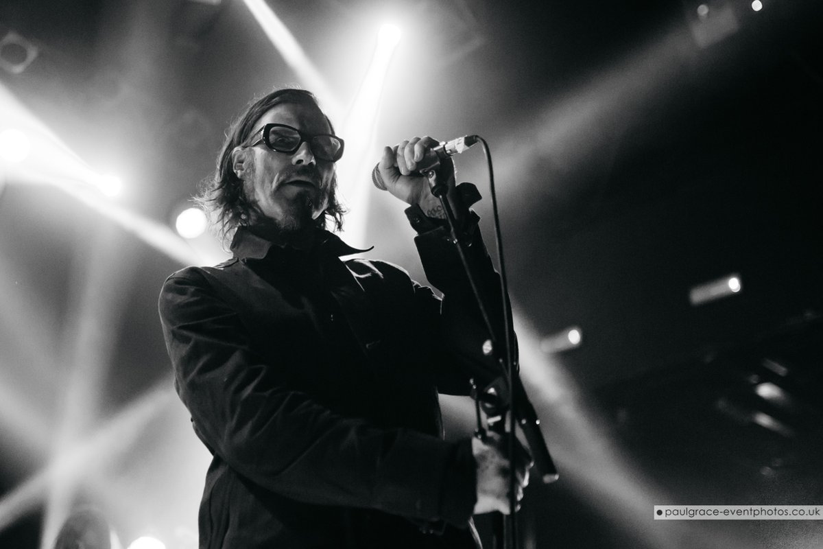 RTEArena's tweet photo. Tune in to @RTERadio1 for @RTEArena at 7pm! #music Hayley Williams, Mark Lanegan &amp; Swimmers Jackson #NewAlbumreview @luberachi @bboyd27 #bookreview Notes from an Apocalypse is the new book from Mark O'Connell, #Documentary #TV preview, A State of Comic Ecstasy on Peter Sellers. https://t.co/FeW8uGmi02