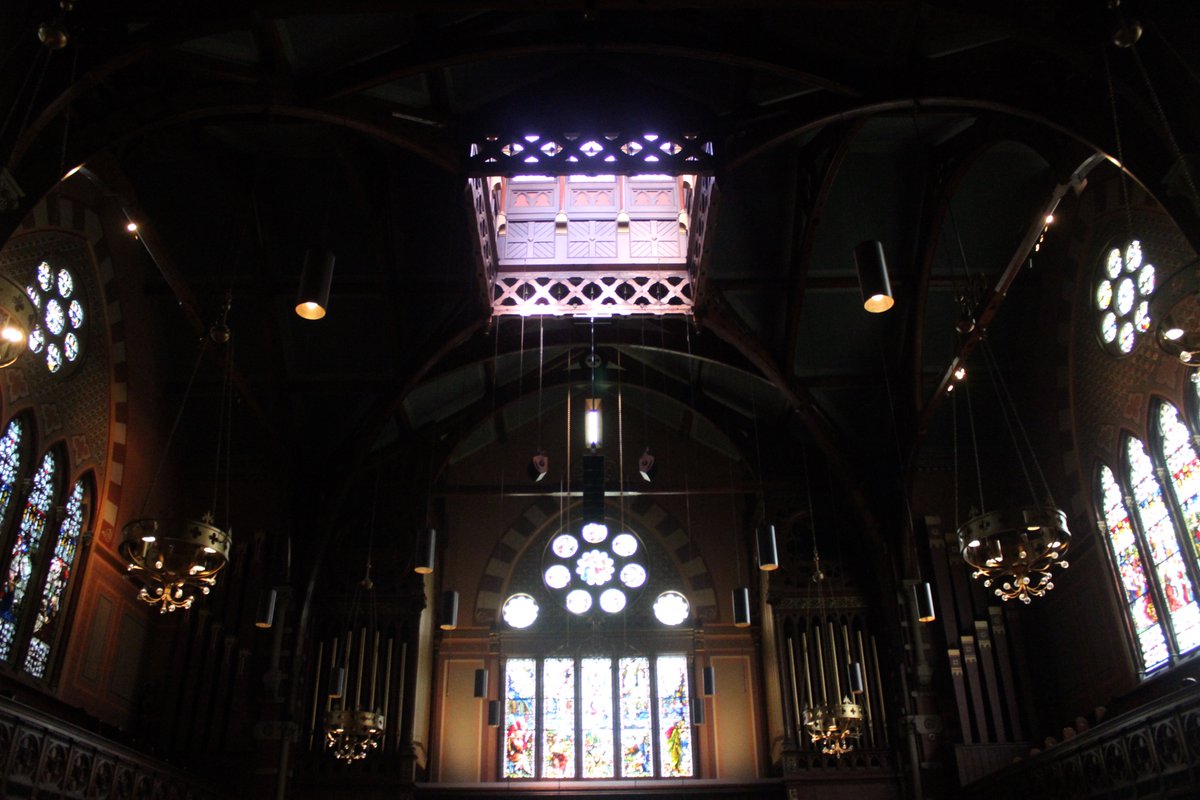 and lastly the 1873 Old South Church by Charles Amos Cummings and Willard T. Sears (not to be confused with Boston's *other* famous Old South Church): this is right over the road from Trinity and less famous but maybe even more fun. i love the weird square lantern