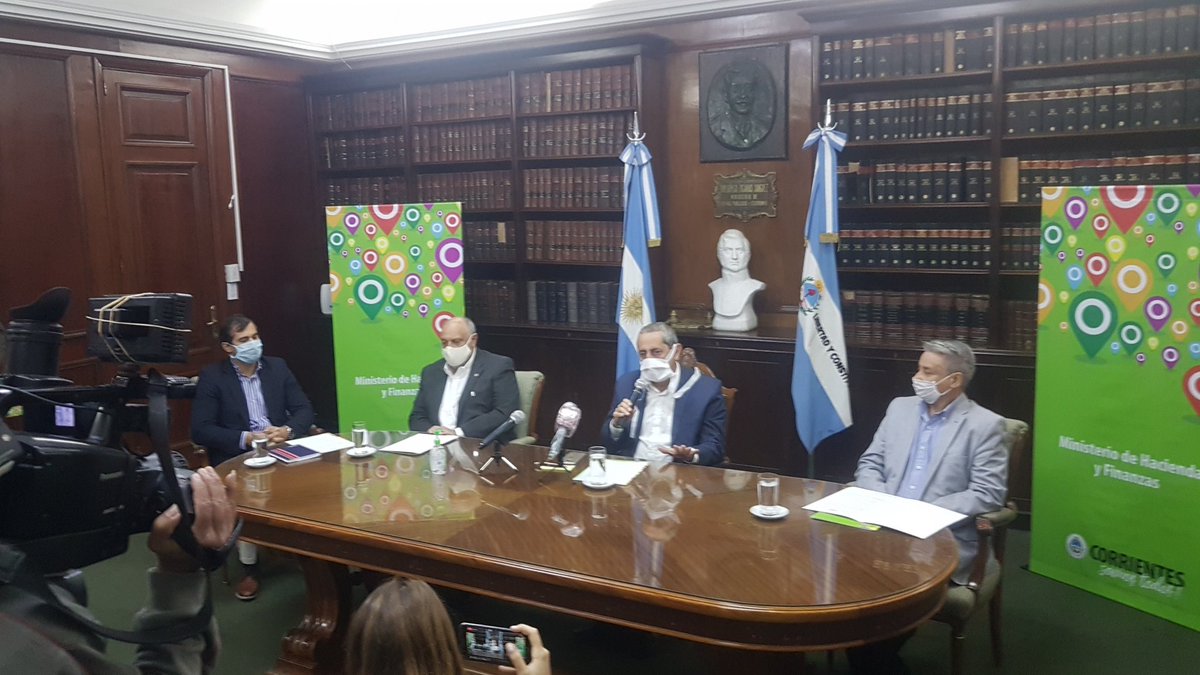 Anuncian créditos con 17% de interés para gimnasios, bares, rstoranes y jardines privados . Disponibles desde el lunes. Los otorgará el Banco de Corrientes . El anuncio lo hizo el Ministro de Hacienda de la Provincia