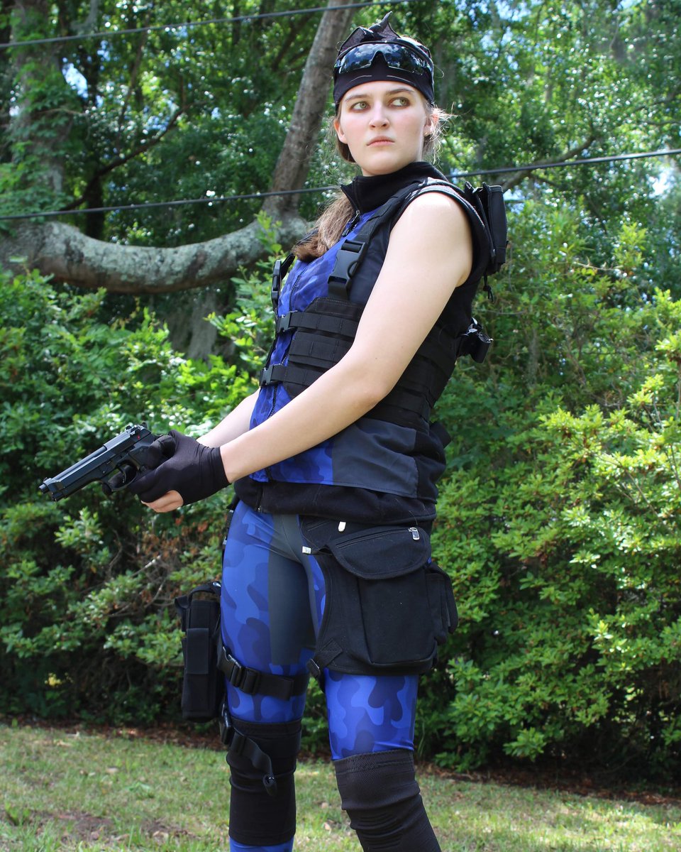 1080x1080 rainbow six siege on Rainbow Six Siege On Twitter Let S Share Some Love With Today S R6declassified Dokkaebi Fan Art By Sentoka Booliemaud S Fantastic Kali Cosplay Smoke Figurine By Https T Co Guyixezymm 94 Vlad Impala S Mire