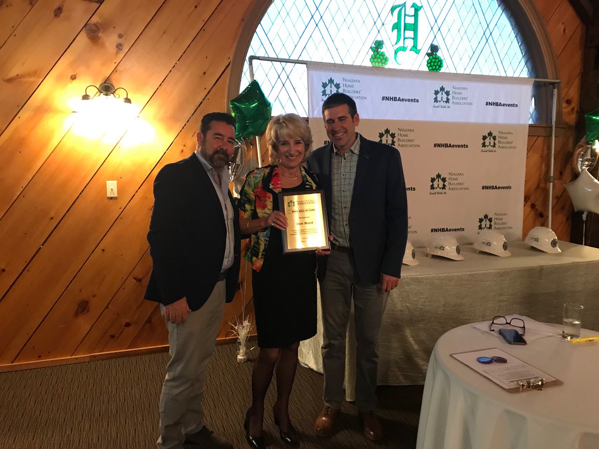 NiagaraHBA's tweet photo. Flashback Friday to the 2019 President's Dinner when Vito Passero of @SilvergateHomes and Don Ward were inducted into the @NiagaraHBA Wall of Fame! Who will it be this year? Get your nominations in by May 11
#FlashbackFriday #walloffame #may #dinner #award #nominate https://t.co/SkubAHfRlP