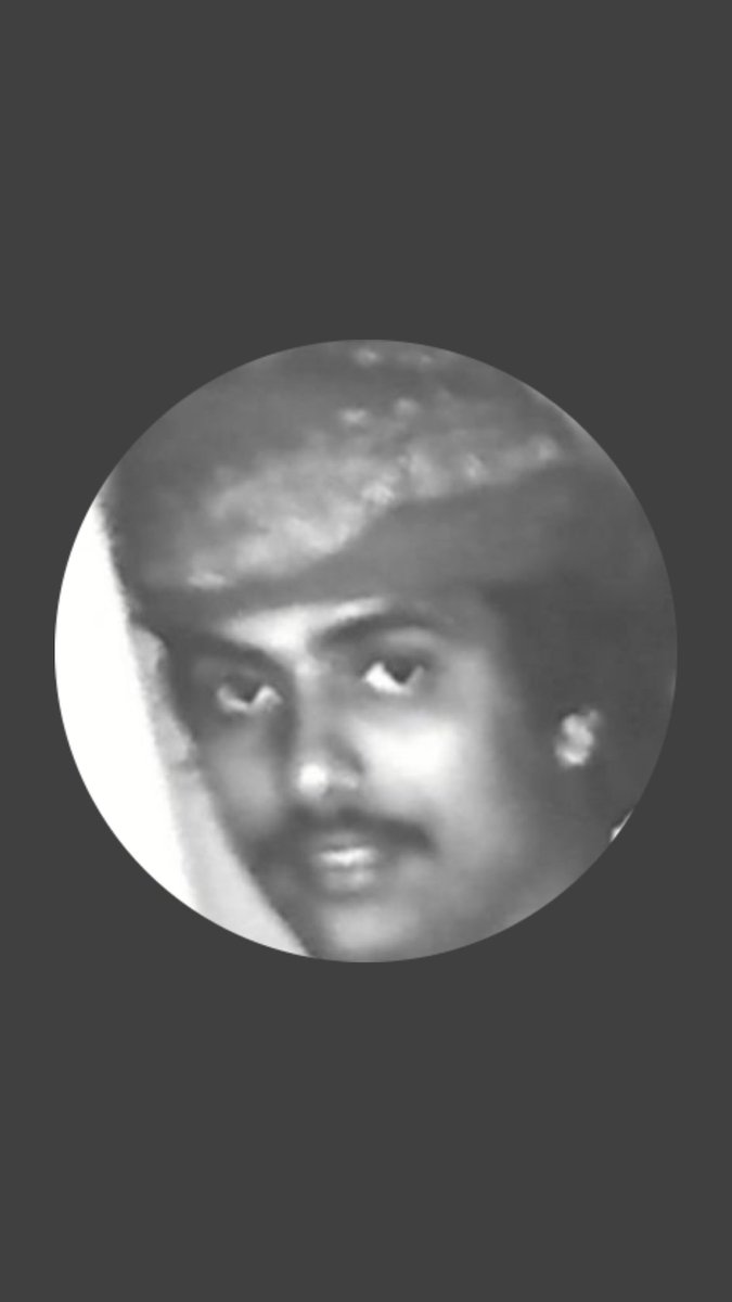AlrawasKhaled's tweet photo. عادل مبروك الرواس أحد الزعماء ومن أكفأ وأفضل الأشخاص الذين عملوا في قلعة الزعيم نادي ظفار كان هذا الرجل لايمل ولايهدأ له بال حتى تكون كل الأمور  منتظمه وفي أحسن حال بالنادي 
وكان من خلال أربعة عقود سواء كان إدارياً أو لا فهو مع كل الإدارات بفكره وماله 
من القلب شكراً ابو محمد✋🏻🌹 https://t.co/brFoHPhIX7