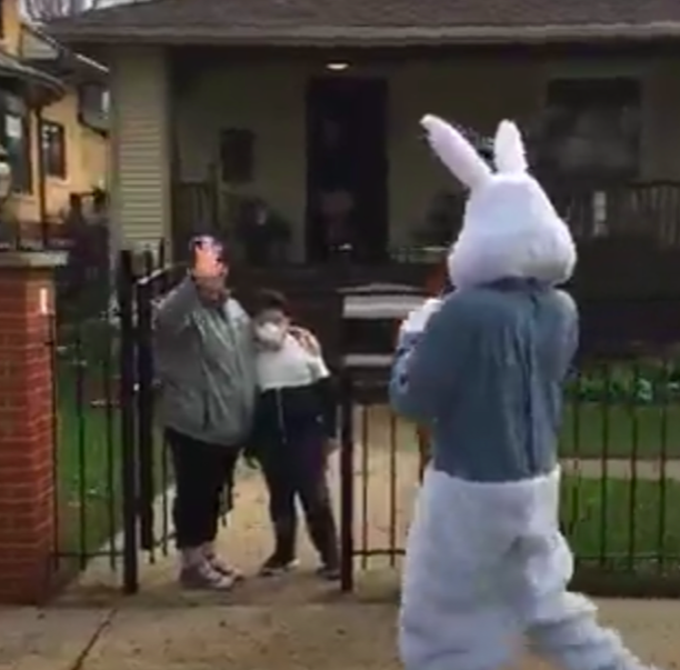 dspuhr's tweet photo. #myteacherassistant helping with #actsofgratitude #covid #EasterBunny #neighborhood walk #D100chat https://t.co/Ejrpxoym1A