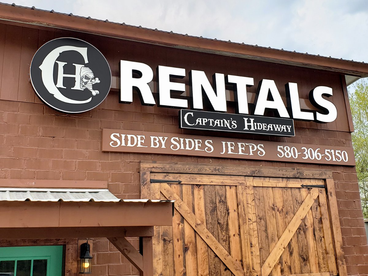 SignFabInc's tweet photo. Congratulations to the winner of the #BeSignFabulous contest for April! MightyM Designs of Idabel, OK for their sign "Rentals - Captain's Hideaway".
Runner-up - FASTSIGNS North Little Rock AR of North Little Rock, AR for their sign "Club Pilates".
#ChannelLetters #Signs https://t.co/f2ziUiYZfK