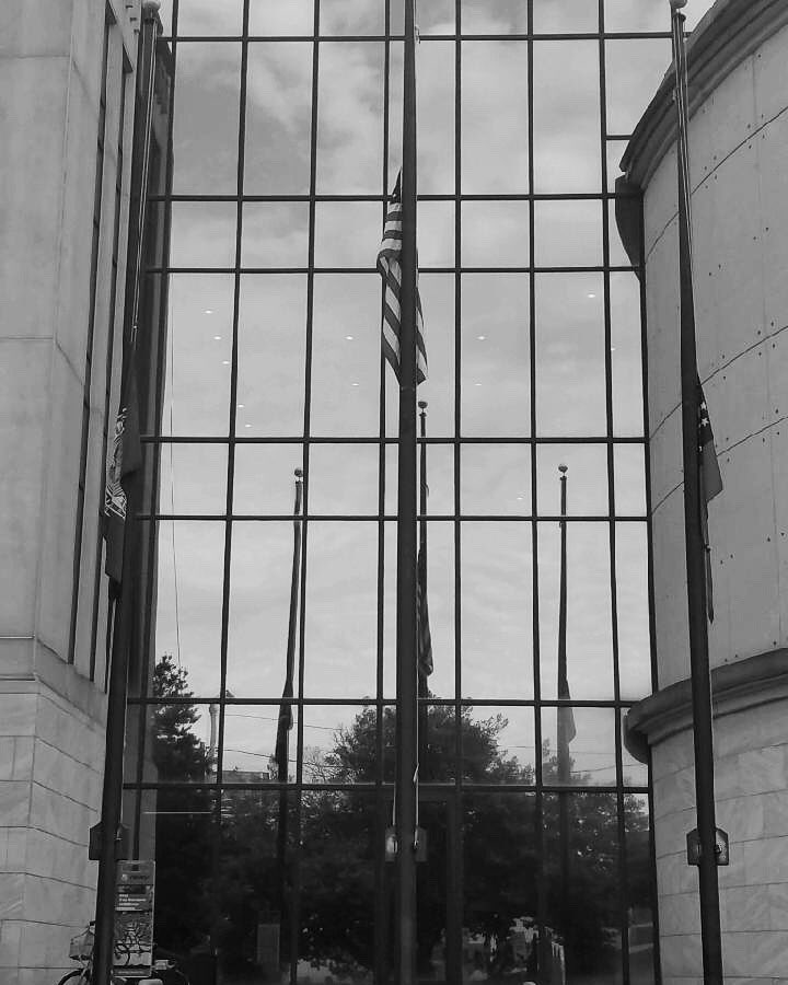 Keisha Lance Bottoms (@keishabottoms) on Twitter photo Flags lowered to half-staff at Atlanta City Hall in honor of all who have lost their lives to Covid-19. They will remain lowered until we flatten the curve. Thank you <a href="/DLHughleyRadio/">The DL Hughley Show</a> for raising the consciousness of this needed act. Flags lowered to half-staff at Atlanta City Hall in honor of all who have lost their lives to Covid-19. They will remain lowered until we flatten the curve. Thank you <a href="/DLHughleyRadio/">The DL Hughley Show</a> for raising the consciousness of this needed act.