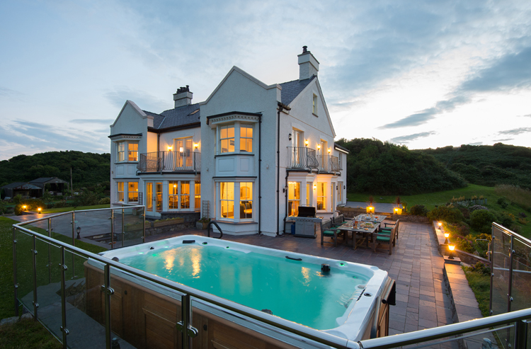 Who else needs something to look forward to? Sleeping up to 20 people, with incredible surroundings, its own perfect cove, swim spa and everything else you could need for a relaxing break. It's dog friendly too! Our 2021/22 calendars are now live on llanlliana.com