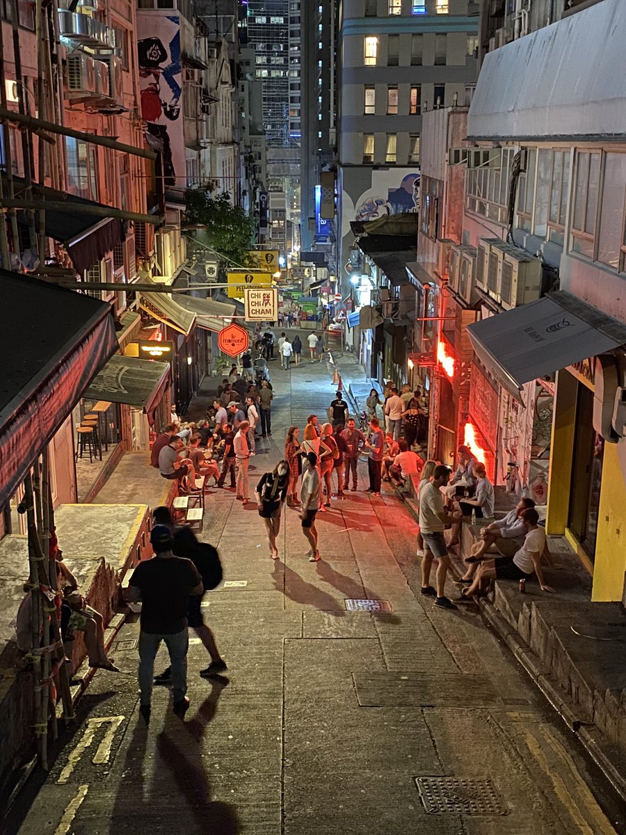 Family Meal tweet media