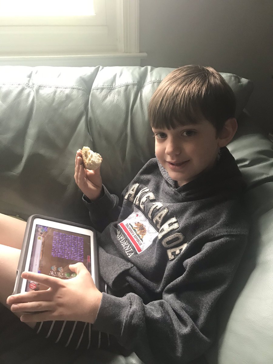 DrHydrogenHC's tweet photo. Breakfast and coding... this is one happy First Grader!! Thanks @victoriaobst for organizing a great day!! #HESCodingChallenge @kodable @HES_Principal https://t.co/NQyINeH1b1