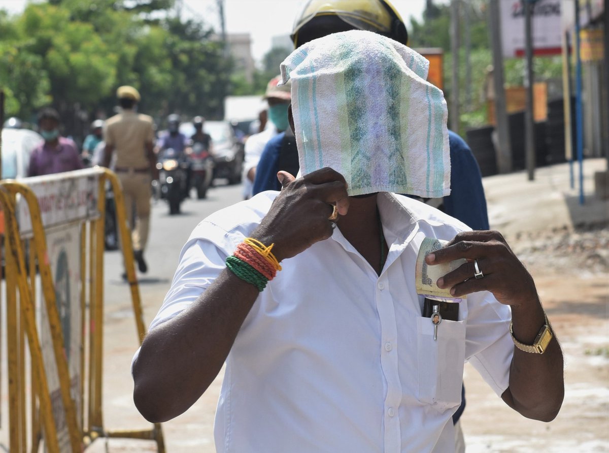 ToiJack's tweet photo. Madras high court orders closure of Tasmac liquor shops in Tamil Nadu!
#TASMAC #TASMACClosure #TOI @TOIChennai @TOIIndiaNews https://t.co/jXUHPQxCCa