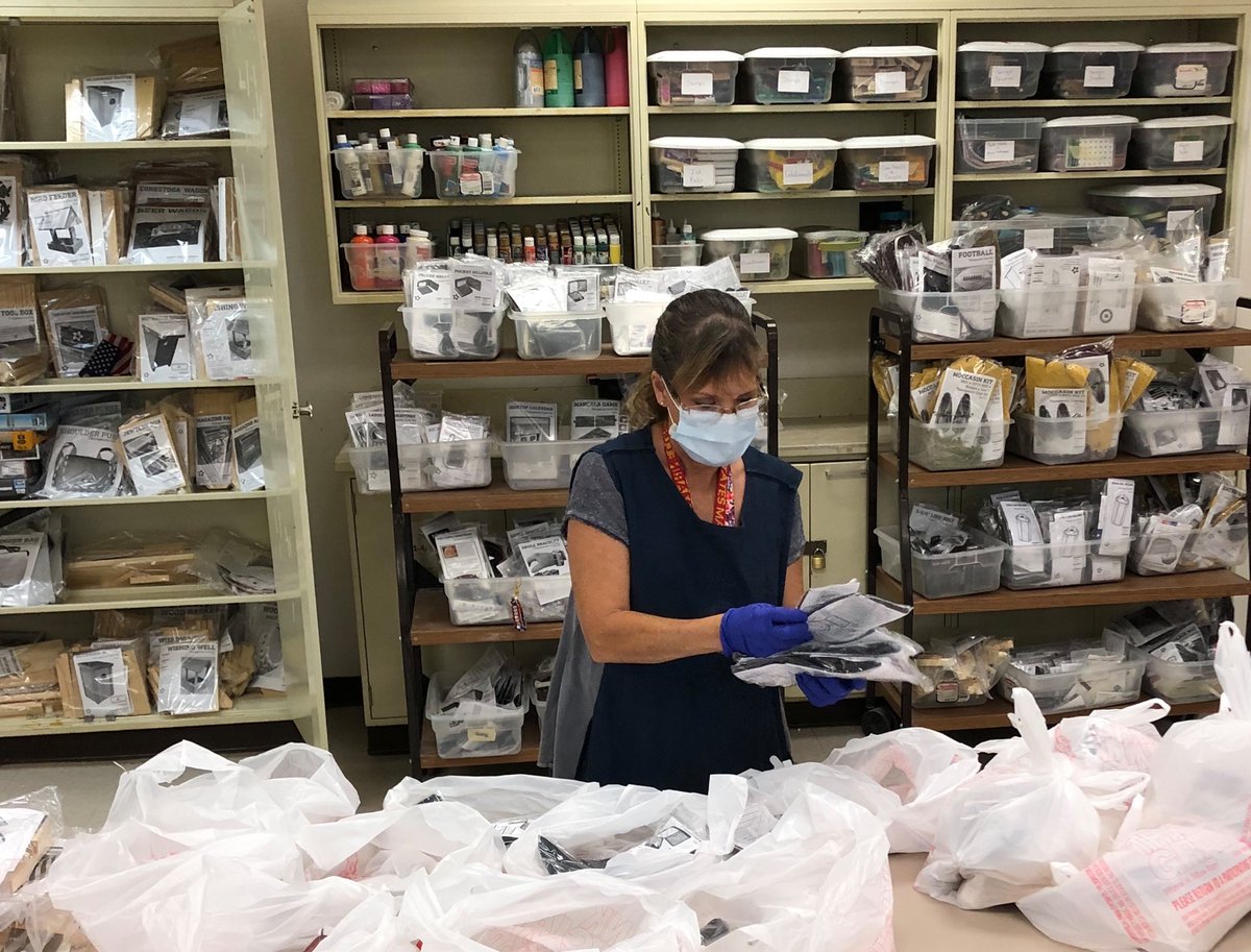 HHVets's tweet photo. Helping #veterans across the country cope with isolation during this time through therapeutic #crafting. Follow us for the latest updates! https://t.co/Yu5SzrpuxZ