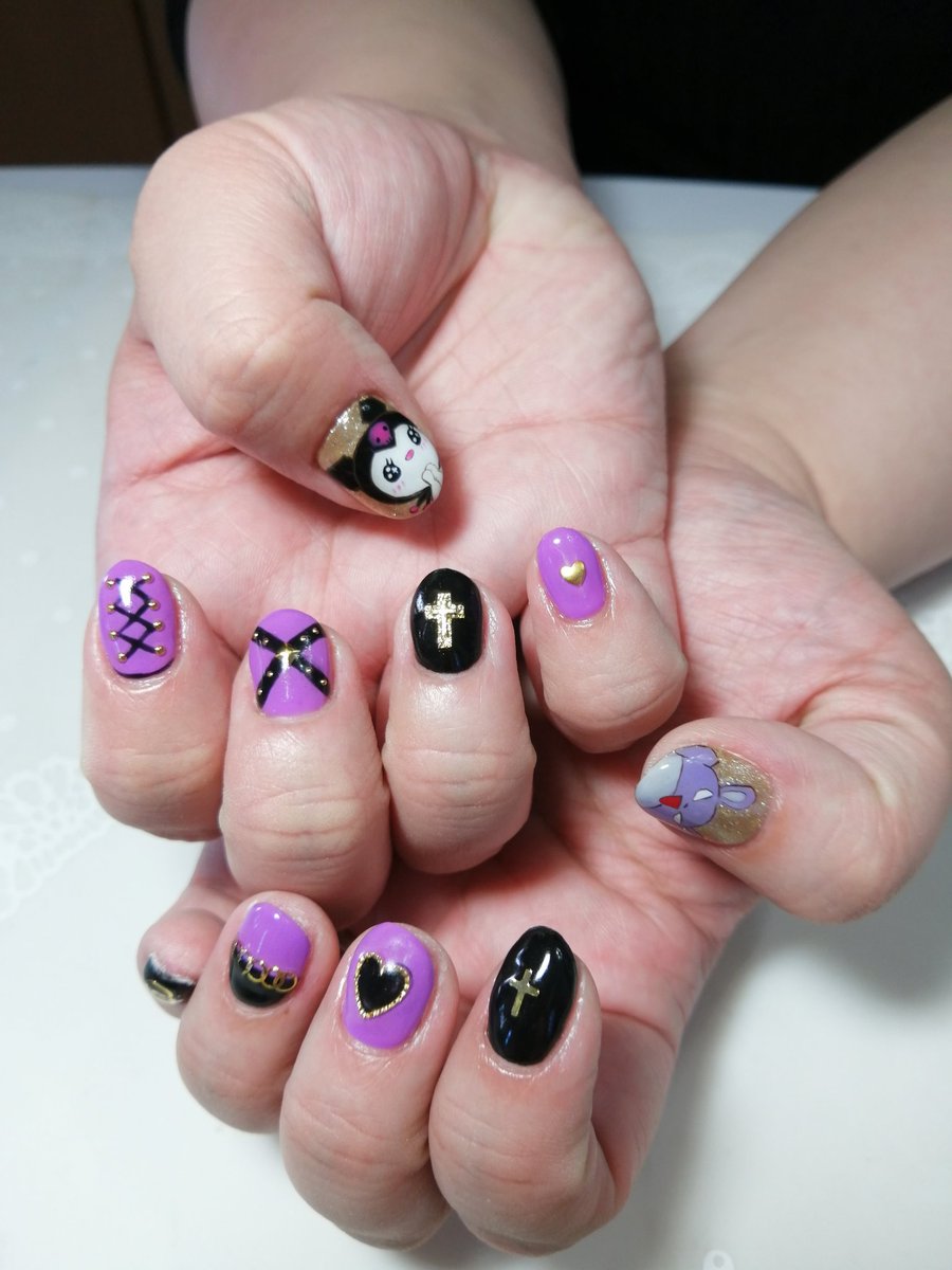 Hisae Nail Auf Twitter お友達ネイル こんな時だからこそ あえていつもやらない闇かわネイルという事で クロミちゃんと なんだっけな ネイル 痛ネイル キャラネイル ネイルアート 手描きイラスト 手描きネイル 手描き アート 模写 クロミちゃん Hisae Nail Auf Twitter お友達ネイル こんな時だからこそ あえていつもやらない闇かわネイルという事で クロミちゃんと なんだっけな ネイル 痛ネイル キャラネイル ネイルアート 手描きイラスト 手描きネイル 手描き アート 模写 クロミちゃん
