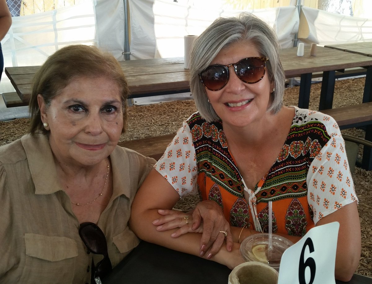 LettyWright17's tweet photo. @nisdreddix- why do Iove my Mom so much? She was only a teenager when she had me. She almost lost her life while delivering me. Not only that but I was born with a heart defect.  My mom fought for her and I  to live. I am so Blessed to have her as my Mom. ❤ https://t.co/SSnhYrUiNz