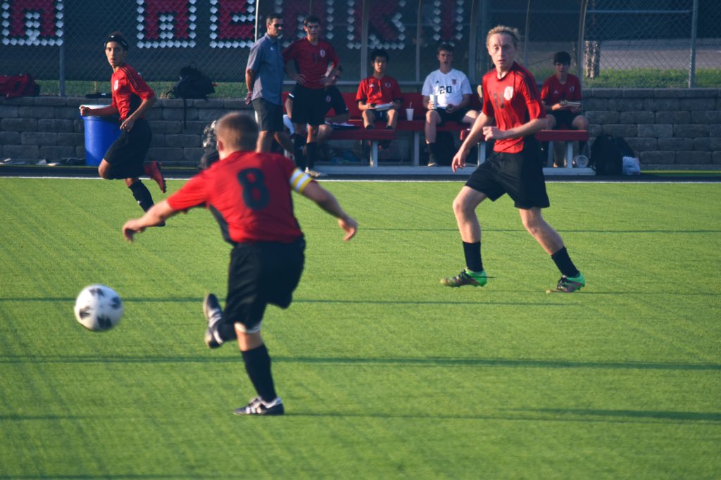 🚨⚽️ Incoming Freshmen ⚽️🚨

If you are interested in playing soccer this fall you will want up to date information regarding summer workouts. Contact here or Coach Daley to get you connected on GroupMe and Coach Murphy’s email list. 

Brandon.s.daley@gmail.com

<a href="/LawHS_Athletics/">Law HS Athletics</a>