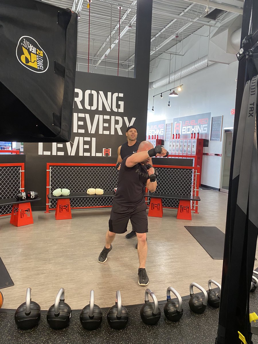 levelredboxing's tweet photo. FRIDAY WORKOUT VIBES🥊🥊🥊 https://t.co/7fGVoOMLfF
