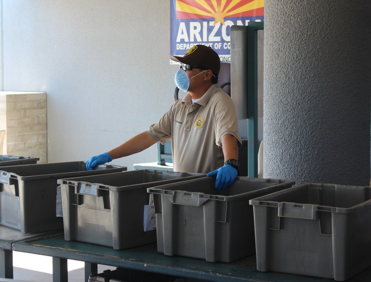 AZCorrections's tweet photo. Additional photos of the Tucson team reporting for duty. Thank you for all that you do!. #NationalCorrectionalOfficersWeek. #ArizonaCorrectionalOfficersWeek https://t.co/lasdRrOsnF