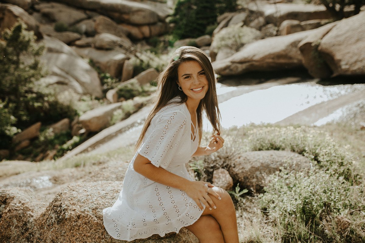 SENIOR SINGER SPOTLIGHT:  Savanna States
Fav. memory:  I can't pick one!  There were so many amazing experiences and new friends!
Future plans:  Arizona State/Biochemistry
Savanna, what a blessing it has been to watch you grow and be your proud "other" mom!
