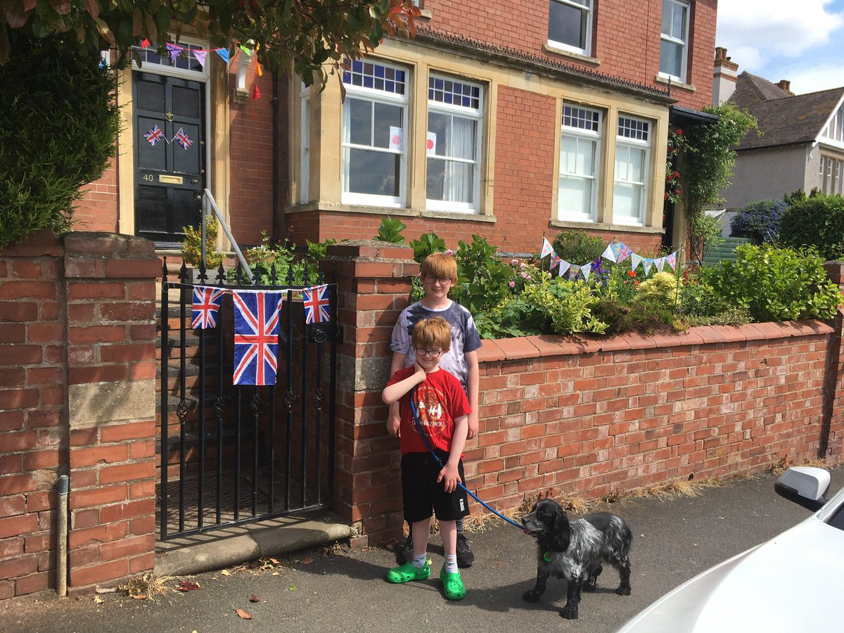 fee6bee's tweet photo. The boys have been busy working together on their VE decorations. @4EB_LPS @StMarysRCHigh_ https://t.co/z3TupMPsdT