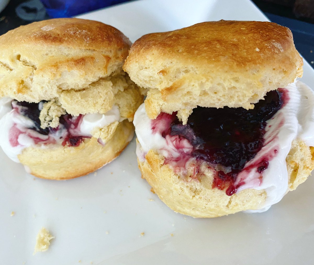 1st attempt at homemade vegan scones for our afternoon tea for two! Whipped coconut cream and blackberry jam as compromise as can’t get strawberries, but still 🤤#Vegan #VeganRecipes #Filth 🌱💚