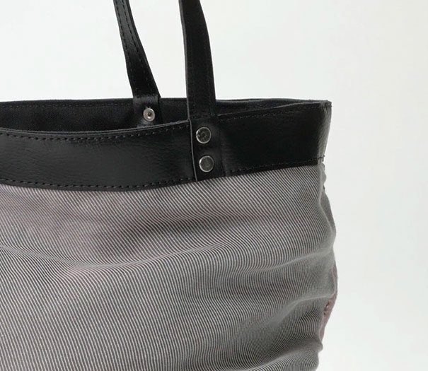 ChroMorphous's tweet photo. Imagine having a purse that can switch between four colors! #fashiontech #smarttextiles https://t.co/Y43YIXT1kf