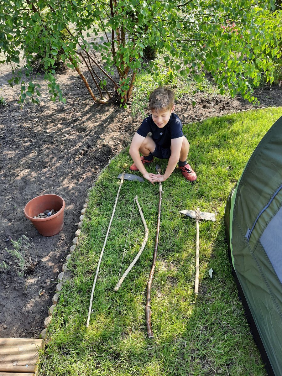 lisakminter's tweet photo. @MissLane21970 it was a daddy day today so learning about the stone age resulted in these. https://t.co/o69JOVIOA1