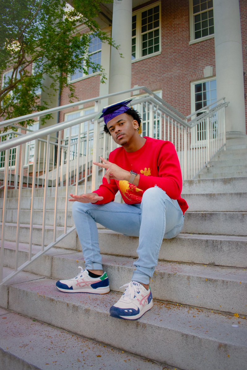 UberMikee_'s tweet image. B.S. in information Technology w/ a minor in Business Administration. 
#ECU20