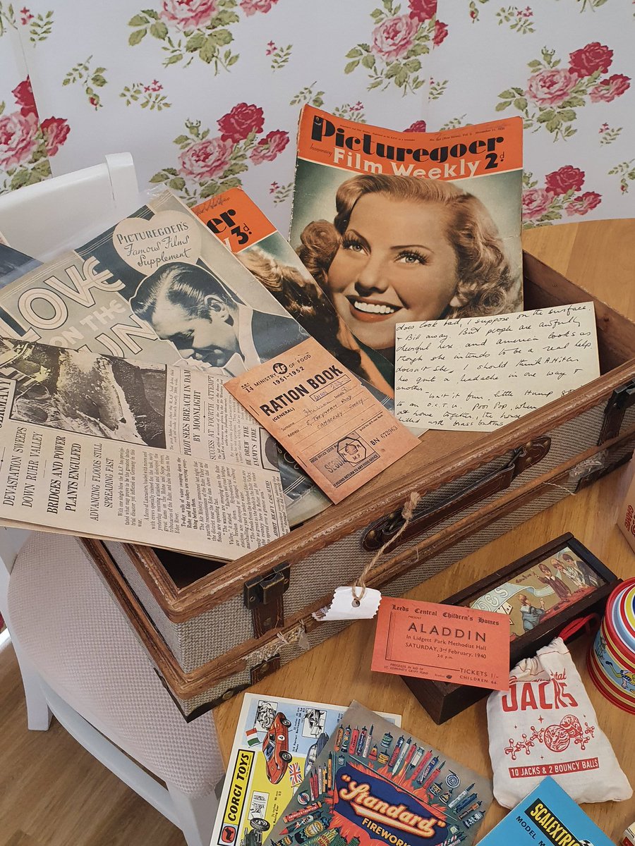 Paulineb1982's tweet photo. #VEDay2020 #Mapleward #music #reminisces @patchiered @vanessa_GMMH @GMMH_NHS
@NHSMatronJB @SheilaH78888923 @nigelparkhouse1 @meekymoo40 https://t.co/Ocm72qQjuU